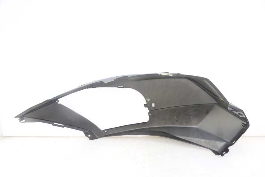 photo de FLANC ARRIERE DROIT PEUGEOT SATELIS COMPRESSOR K15 125 (2006 - 2009) - Points de fixation