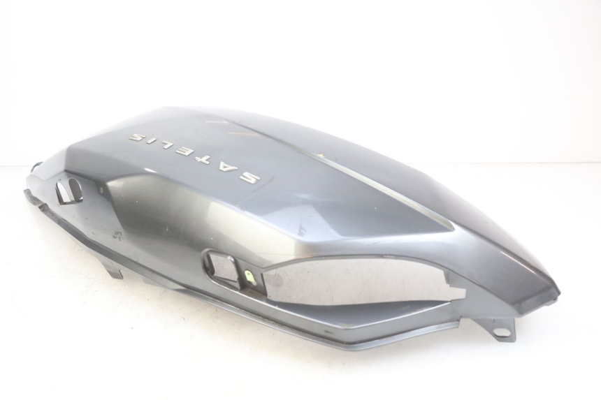 photo de FLANC ARRIERE DROIT PEUGEOT SATELIS 125 (2010 - 2012) - Points de fixation