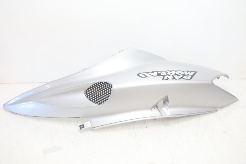 photo de FLANC ARRIERE DROIT FYM SCOOTERONE 125 (2006 - 2008) - État de surface