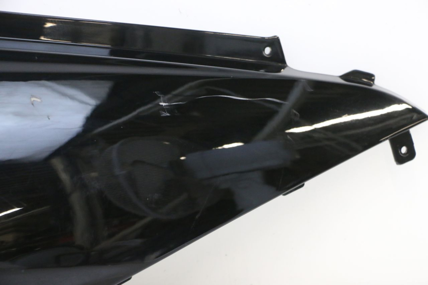 photo de FLANC ARRIERE DROIT RAZZO STEED 125 (2012 - 2018) - Marquages et références