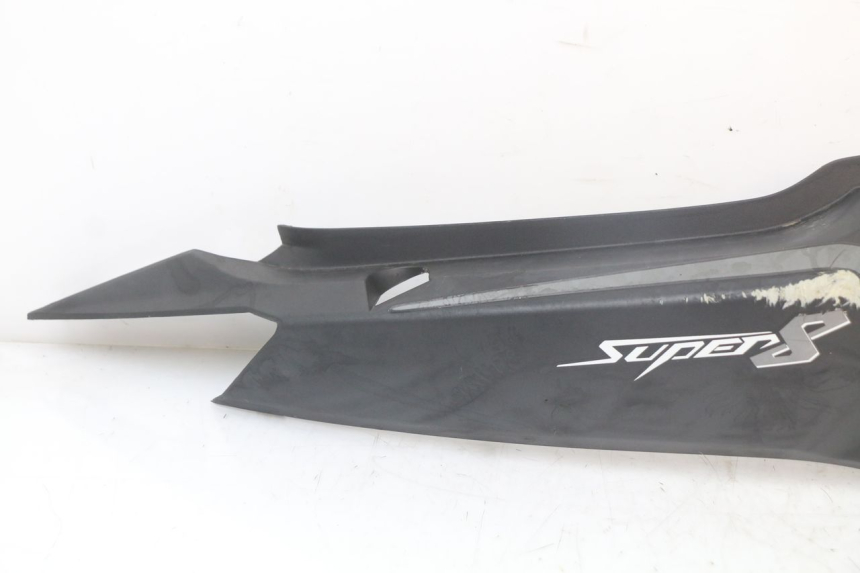 photo de FLANC ARRIERE DROIT KYMCO SUPER 8 4T 50 (2018 - 2020) - Zoom état d’usage