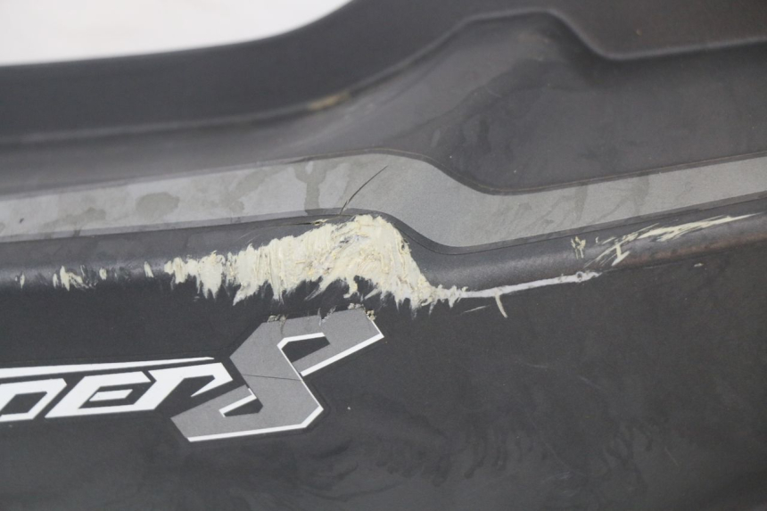 photo de FLANC ARRIERE DROIT KYMCO SUPER 8 4T 50 (2018 - 2020) - Gros plan technique