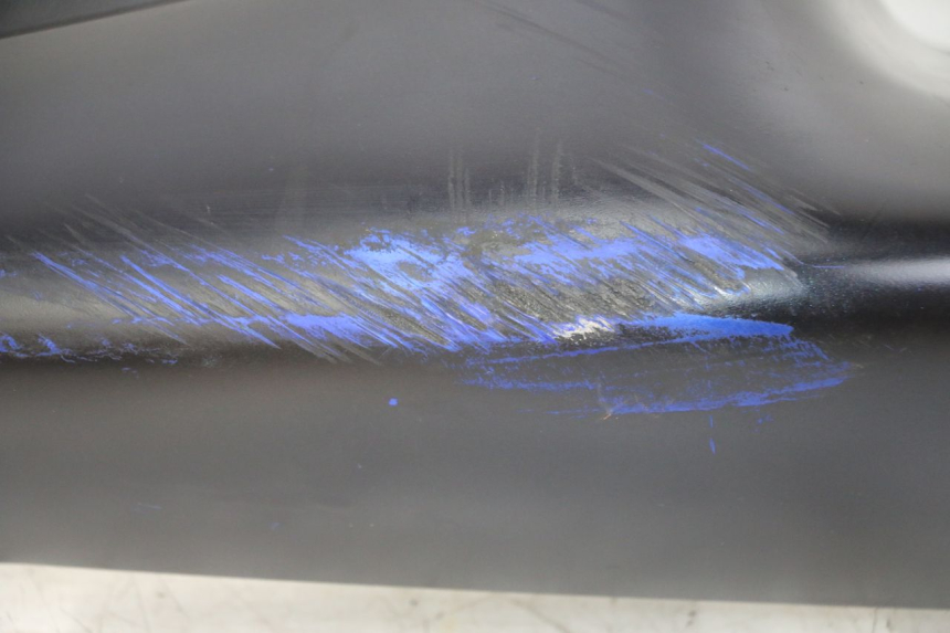 photo de FLANC ARRIERE DROIT SUZUKI SV S 650 (1999 - 2002) - Zoom composants