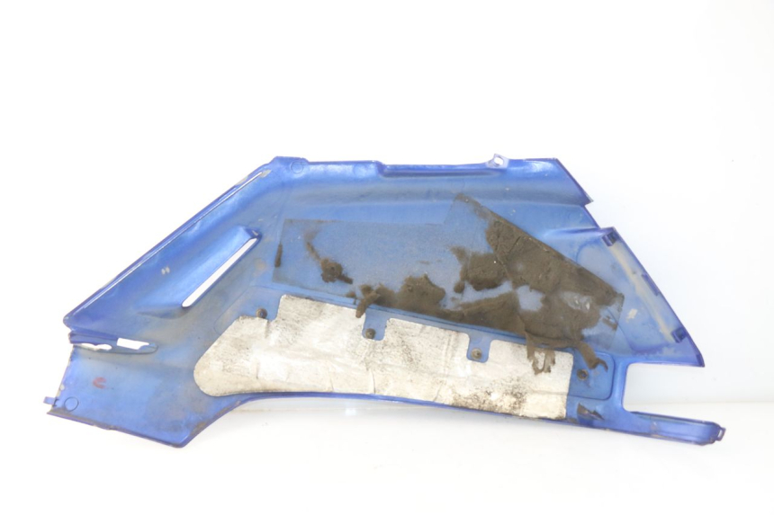 photo de FLANC ARRIERE DROIT PEUGEOT SV 80 (1993 - 1997) - Autre angle de vue