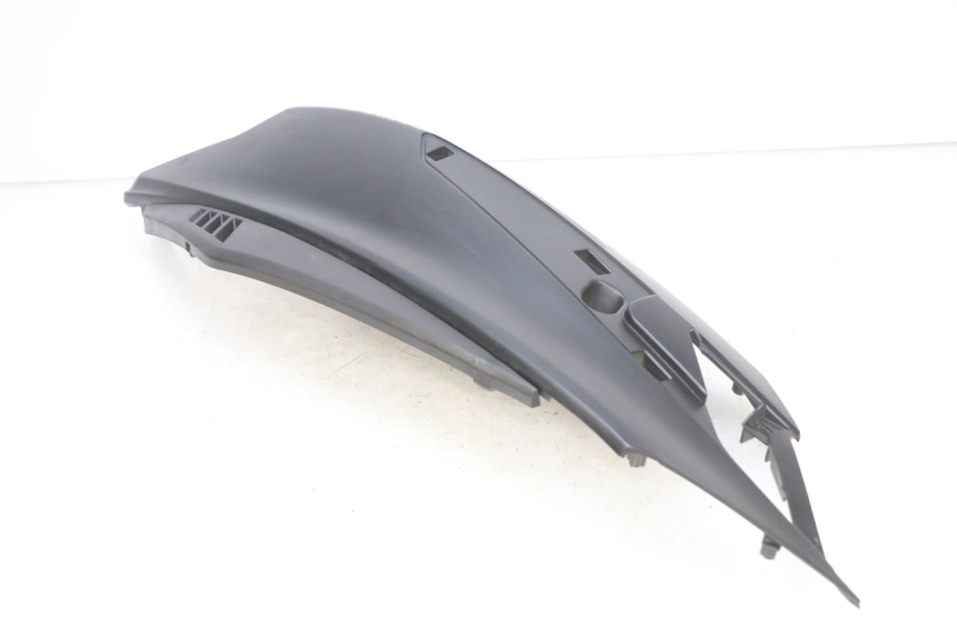 photo de FLANC ARRIERE DROIT APRILIA SXR 50 (2021 - 2023) - Autre angle de vue