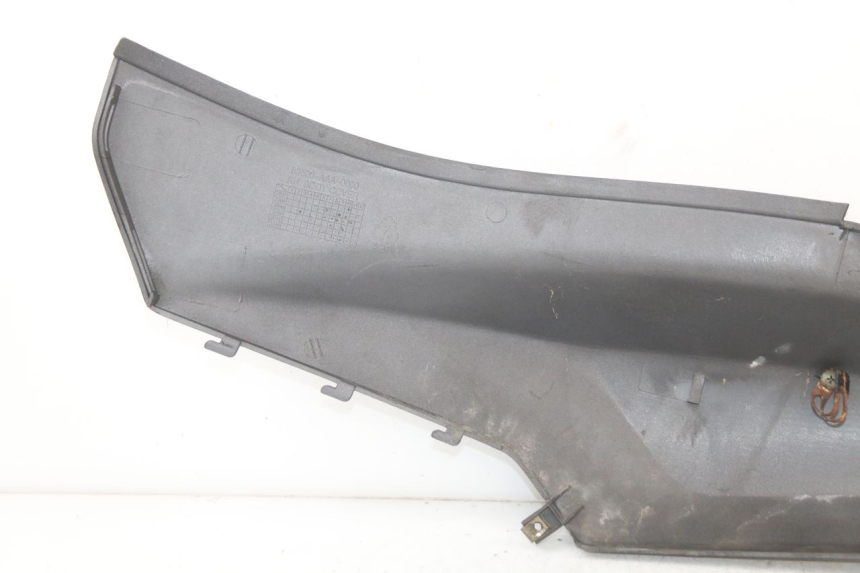 photo de FLANC ARRIERE DROIT SYM ORBIT 2 4T 50 (2008 - 2017) - Points de fixation