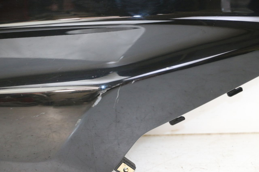 photo de FLANC ARRIERE DROIT SYM ORBIT 2 4T 50 (2008 - 2017) - État de surface