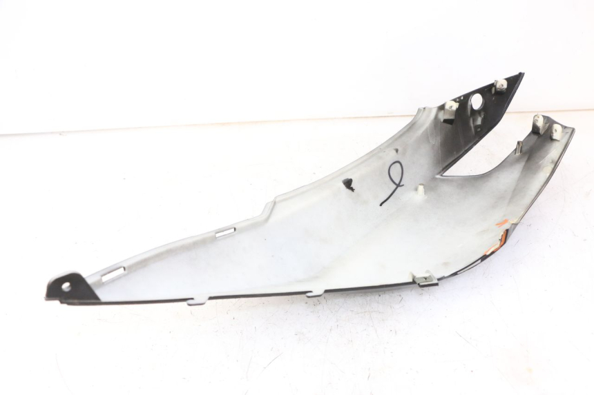 photo de FLANC ARRIERE DROIT TNT MOTOR BOSTON 4T 50 (2018 - 2025) - État de surface