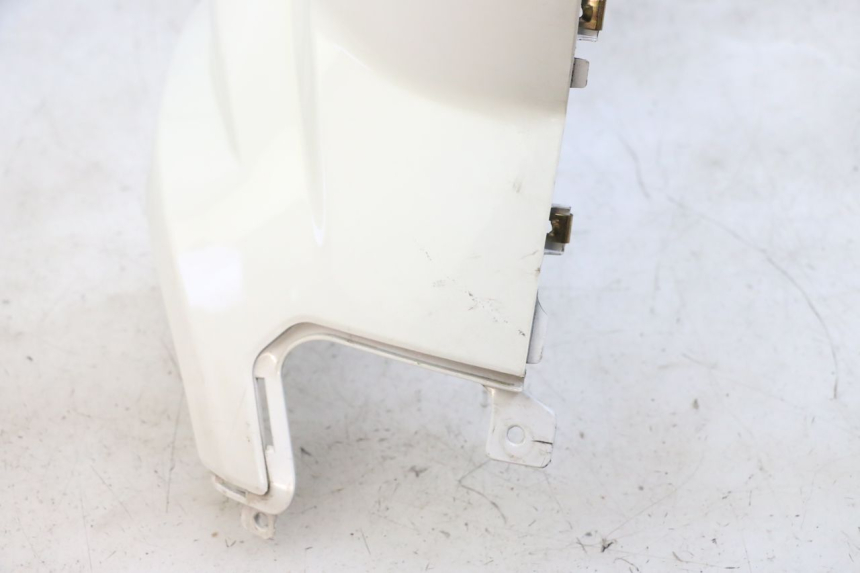 photo de FLANC ARRIERE DROIT PEUGEOT TWEET PRO EFI 4T 50 (2021 - 2022) - Détails caractéristiques