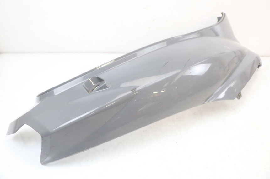 photo de FLANC ARRIERE DROIT PEUGEOT TWEET 125 (2018 - 2021) - Détail de la pièce