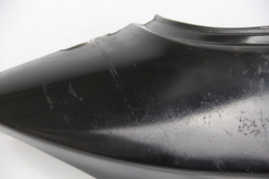 photo de FLANC ARRIERE DROIT SUZUKI UC EPICURO 125 (1999 - 2003) - Détail de la pièce