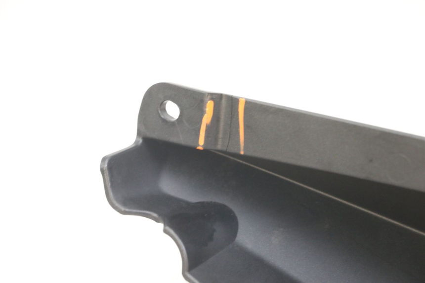 photo de FLANC ARRIERE DROIT KAWASAKI VERSYS ABS 650 (2015 - 2018) - Vue d’ensemble