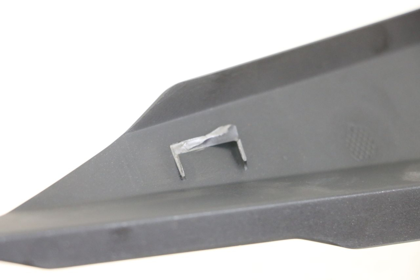 photo de FLANC ARRIERE DROIT KAWASAKI VERSYS ABS 650 (2015 - 2018) - État de surface