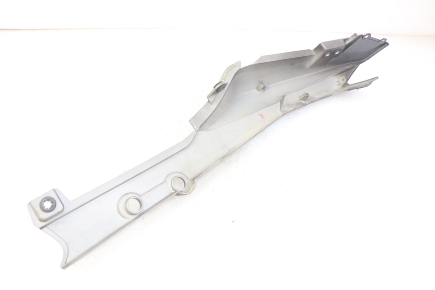 photo de FLANC ARRIERE DROIT SYM WOLF SB 125 (2011 - 2018) - État de surface