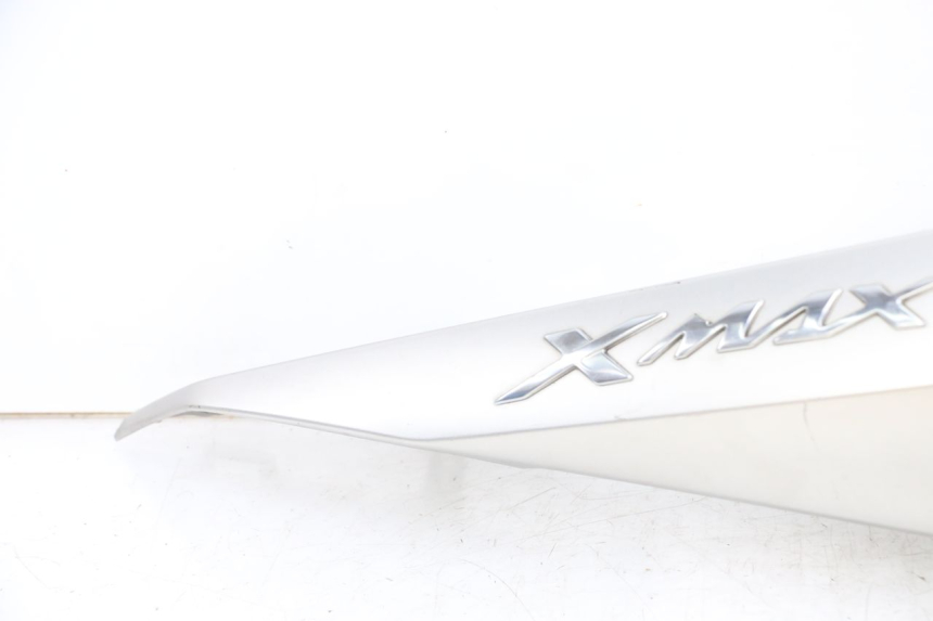 photo de FLANC ARRIERE DROIT YAMAHA XMAX X-MAX ABS 125 (2017 - 2020) - État de surface