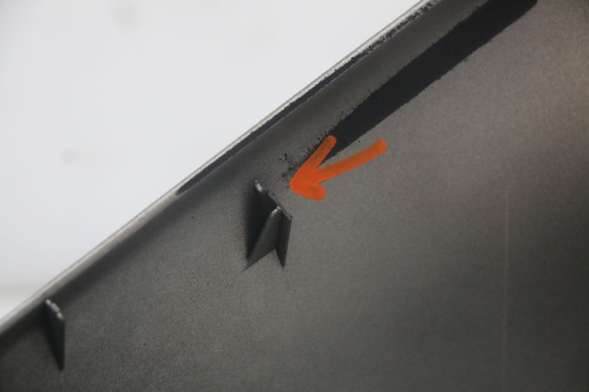 photo de FLANC ARRIERE DROIT YAMAHA XMAX X-MAX ABS 125 (2017 - 2020) - Détails caractéristiques