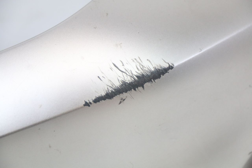 photo de FLANC ARRIERE DROIT YAMAHA XMAX X-MAX ABS 125 (2017 - 2020) - Gros plan technique