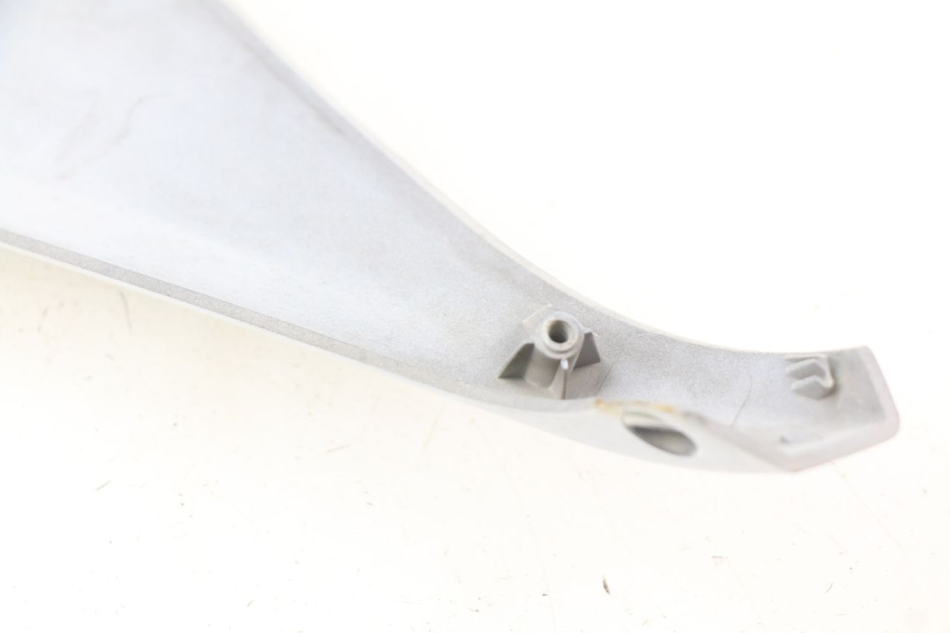 photo de FLANC ARRIERE DROIT YAMAHA XMAX X-MAX 125 (2006 - 2009) - Zoom état d’usage