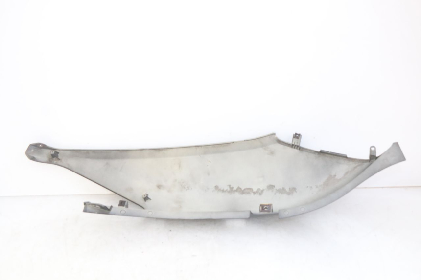 photo de FLANC ARRIERE DROIT YAMAHA XMAX X-MAX 125 (2006 - 2009) - Détail de la pièce
