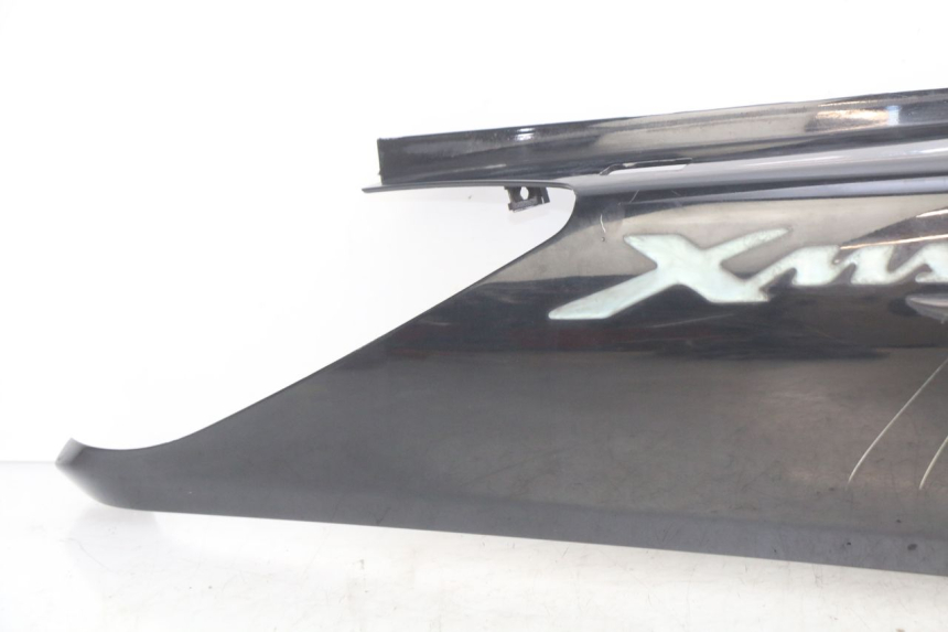 photo de FLANC ARRIERE DROIT YAMAHA XMAX X-MAX 125 (2006 - 2009) - Marquages et références