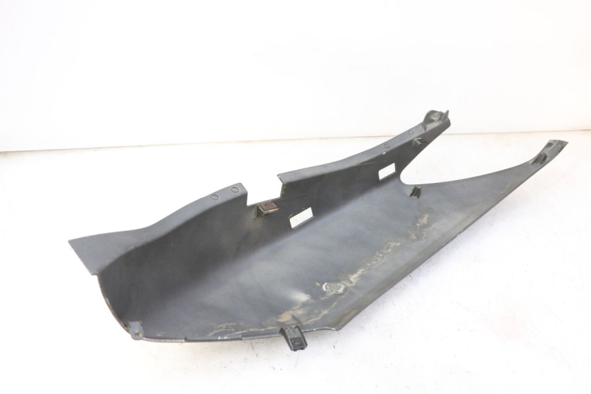 photo de FLANC ARRIERE DROIT YAMAHA X-MAX XMAX 250 (2006 - 2009) - Détail de la pièce