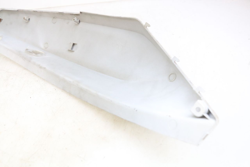 photo de FLANC ARRIERE DROIT KYMCO X-TOWN XTOWN 125 (2016 - 2021) - Gros plan technique