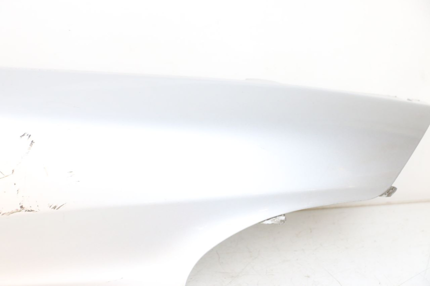 photo de FLANC ARRIERE DROIT PIAGGIO X9 125 (2000 - 2003) - État de surface