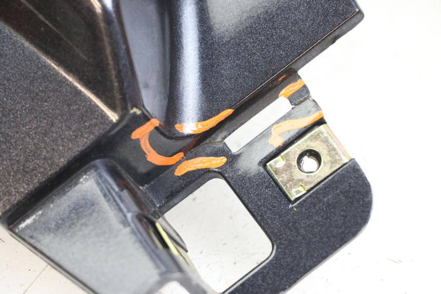 photo de Rear right side panel KYMCO XCITING 250 (2006 - 2009) - Vue d’ensemble