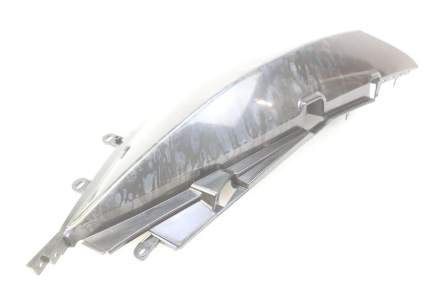 photo de FLANC ARRIERE DROIT YAMAHA XP T-MAX TMAX ABS 500 (2004 - 2007) - Points de fixation