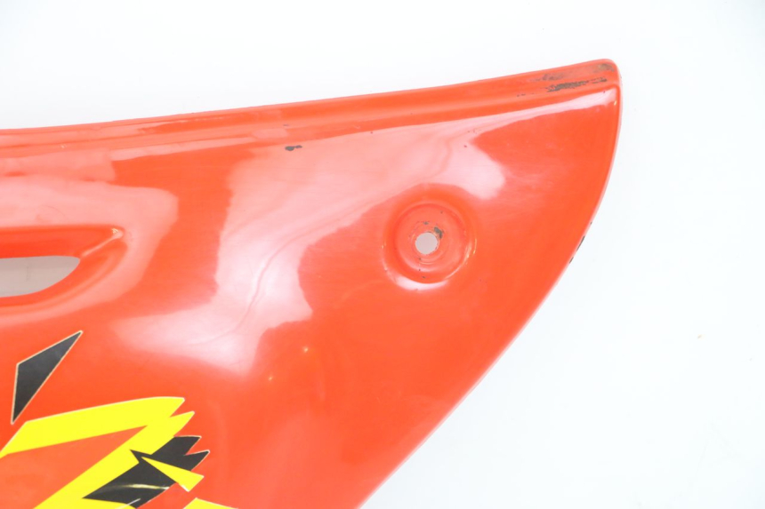 photo de FLANC ARRIERE DROIT PEUGEOT XP6 50 (1997 - 2003) - Points de fixation