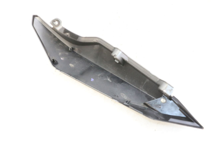 photo de FLANC ARRIERE DROIT YAMAHA XJ6 ABS 600 (2008 - 2016) - Autre angle de vue