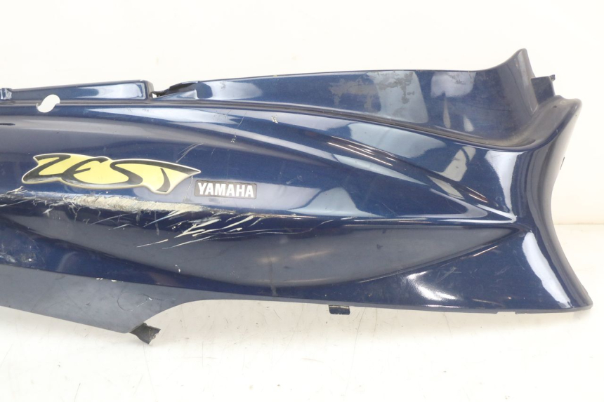 photo de FLANC ARRIERE DROIT YAMAHA YE ZEST 50 (1992 - 1998) - Autre angle de vue