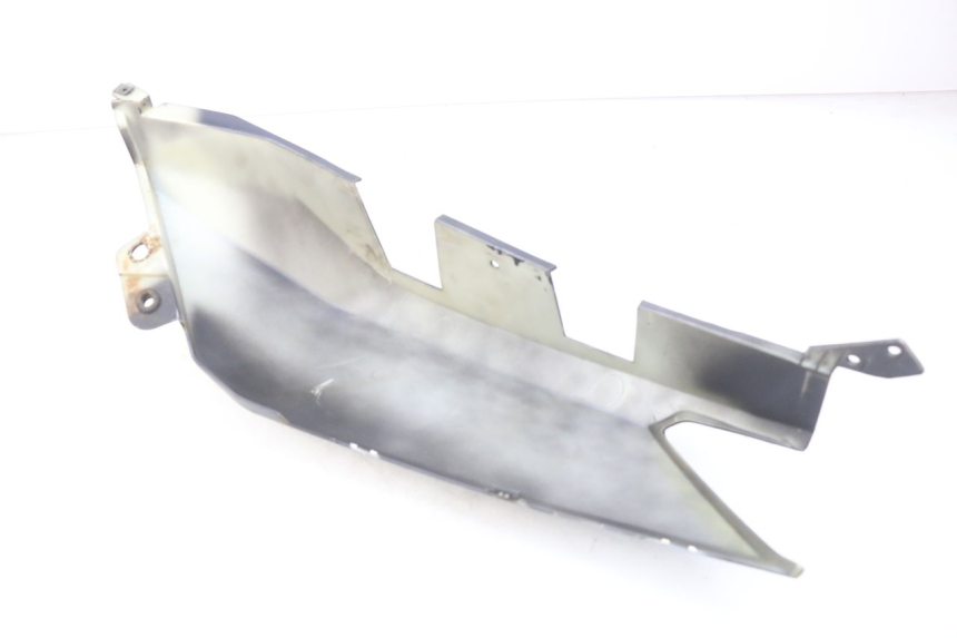 photo de FLANC ARRIERE DROIT YAMASAKI YM T 125 (2015 - 2020) - Autre angle de vue