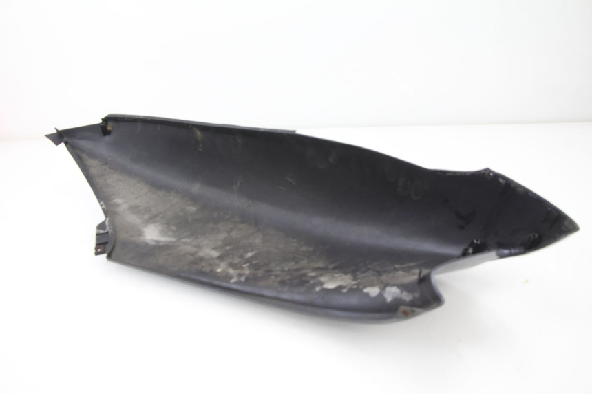 photo de FLANC ARRIERE DROIT YAMAHA YP MAJESTY 125 (1998 - 2001) - Autre angle de vue