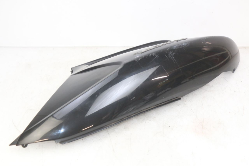 photo de FLANC ARRIERE DROIT YAMAHA YP MAJESTY 125 (2007 - 2010) - Gros plan technique