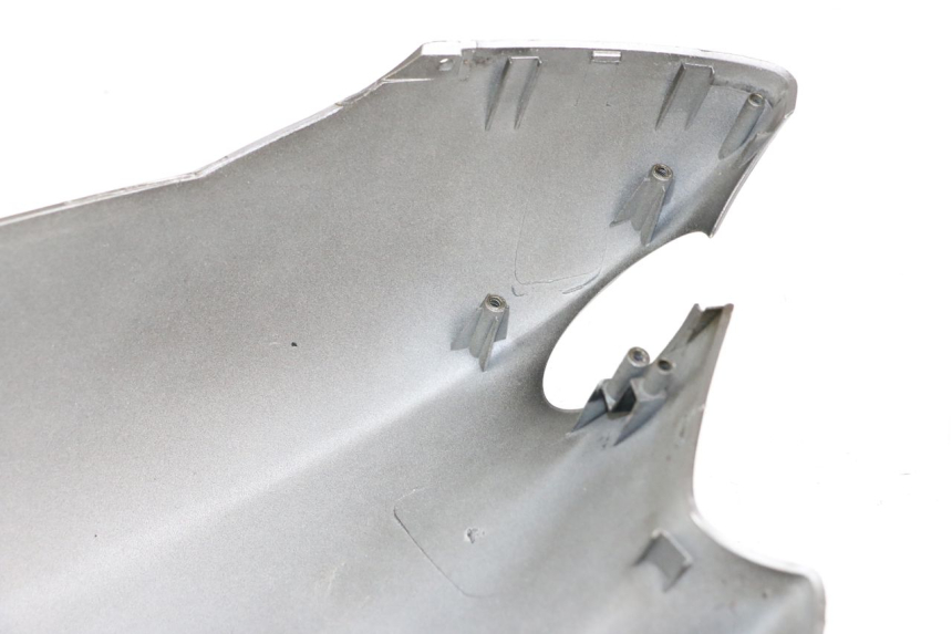 photo de FLANC ARRIERE DROIT YAMAHA YP MAJESTY 125 (2002 - 2006) - Zoom état d’usage