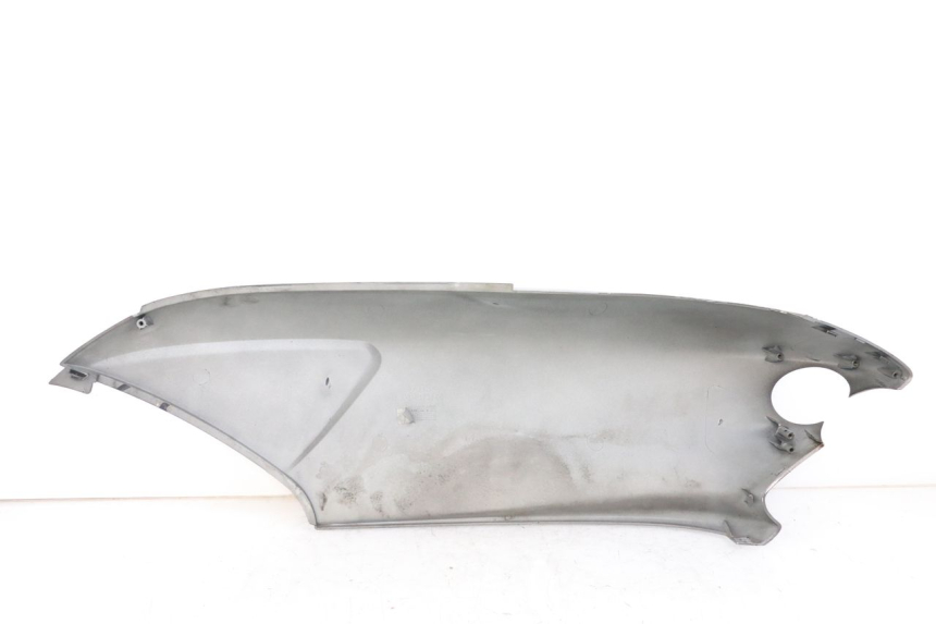 photo de FLANC ARRIERE DROIT YAMAHA YP MAJESTY 125 (2002 - 2006) - Autre angle de vue