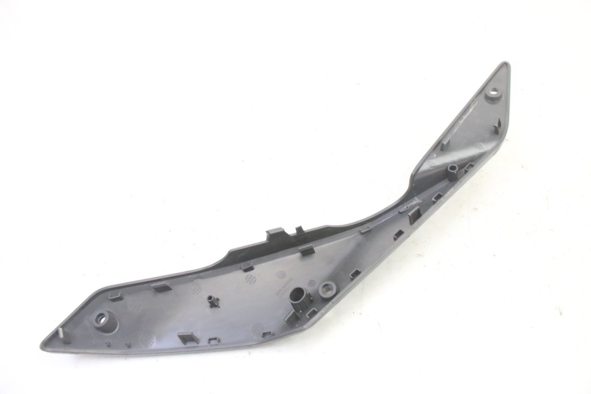 photo de FLANC ARRIERE DROIT SEGWAY NINEBOT ZT3 PRO 1 - Points de fixation