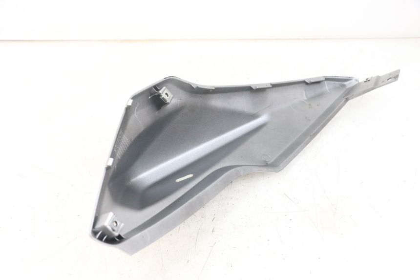 photo de FLANC ARRIERE GAUCHE YAMAHA AEROX 2T 50 (2013 - 2017) - Zoom état d’usage