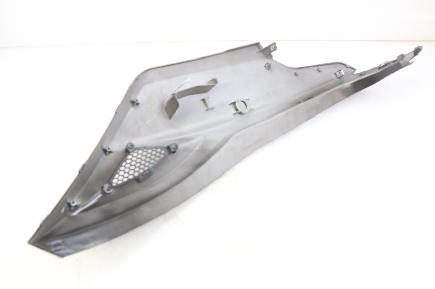 photo de FLANC ARRIERE GAUCHE KYMCO AGILITY 16+ 4T 50 (2018 - 2023) - Zoom état d’usage