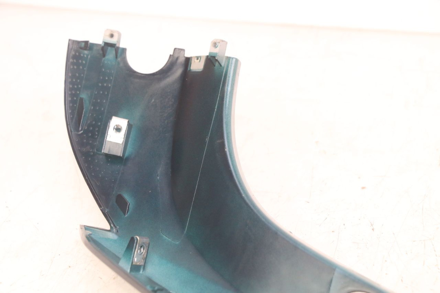 photo de FLANC ARRIERE GAUCHE KYMCO AGILITY 16+ 4T 50 (2018 - 2023) - Zoom état d’usage