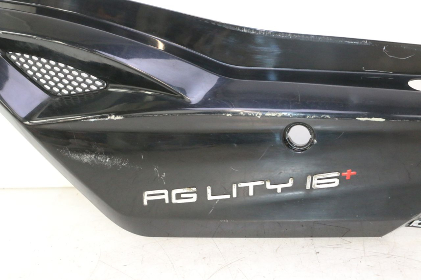 photo de FLANC ARRIERE GAUCHE KYMCO AGILITY 16+ 4T 50 (2018 - 2023) - Zoom état d’usage