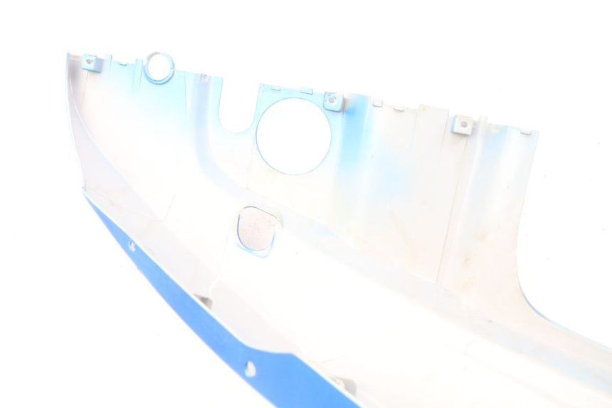 photo de FLANC ARRIERE GAUCHE KYMCO AGILITY 4T 50 (2018 - 2022) - Gros plan technique