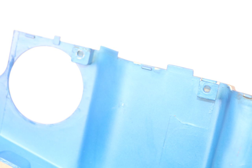 photo de FLANC ARRIERE GAUCHE KYMCO AGILITY 4T 50 (2005 - 2018) - Zoom état d’usage