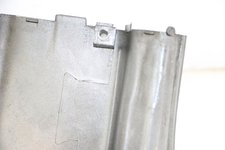 photo de FLANC ARRIERE GAUCHE KYMCO AGILITY 4T 50 (2005 - 2018) - Zoom état d’usage