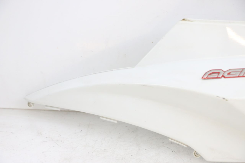 photo de FLANC ARRIERE GAUCHE KYMCO AGILITY RS 4T 50 (2009 - 2013) - Zoom composants