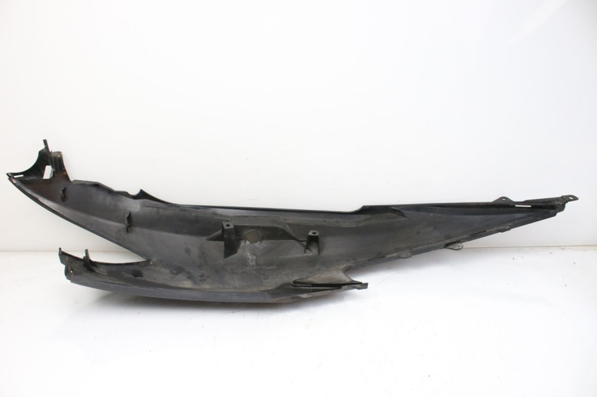 photo de FLANC ARRIERE GAUCHE SUZUKI AN BURGMAN 400 (2006 - 2010) - Vue d’ensemble