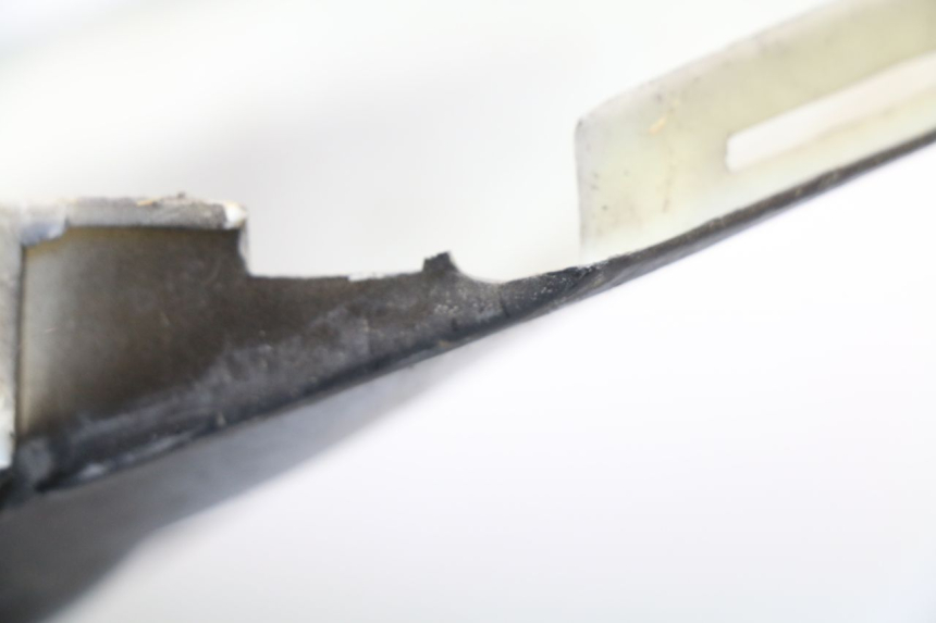 photo de FLANC ARRIERE GAUCHE JONWAY AZTRAL 125 (2008 - 2017) - Détail de la pièce