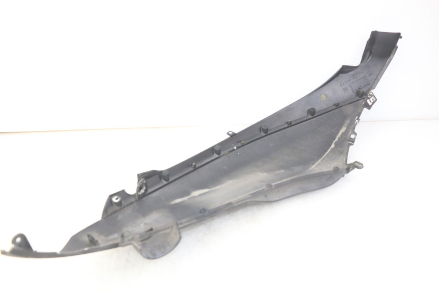 photo de FLANC ARRIERE GAUCHE PIAGGIO BEVERLY 125 (2010 - 2015) - Autre angle de vue