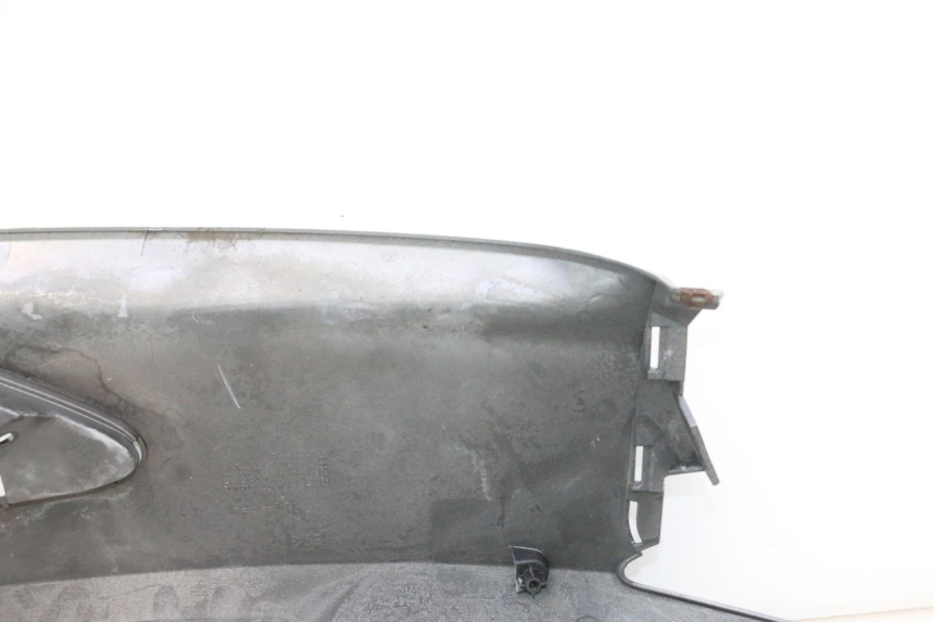 photo de FLANC ARRIERE GAUCHE SUZUKI BURGMAN 125 (2007 - 2014) - Autre angle de vue
